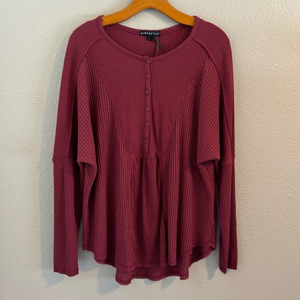 GIBSONLOOK - waffle and rubbed long sleeve Henley - NWT